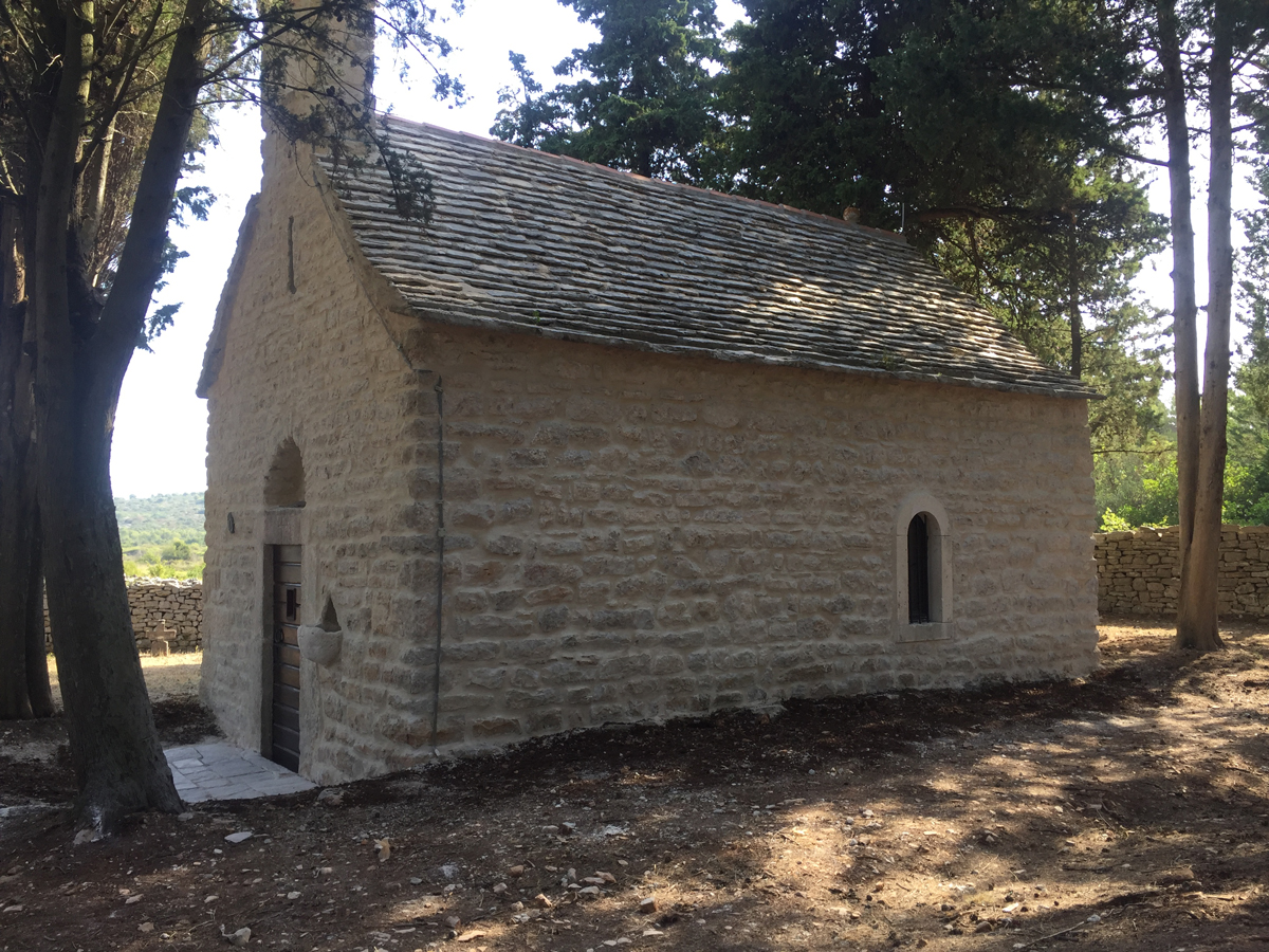 Sv. Mihovil, Srednje Selo, otok Šolta