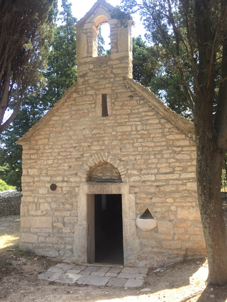 Sv. Mihovil, Srednje Selo, otok Šolta