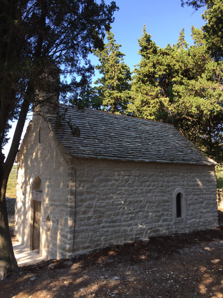 Sv. Mihovil, Srednje Selo, otok Šolta